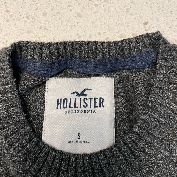 Hollister Mens’ Sweater - Gray - Size S - Picture 3 of 5